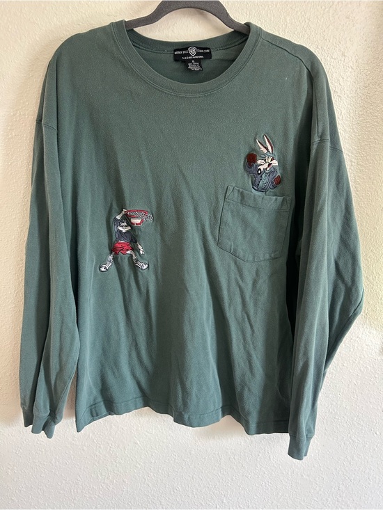 Warner Bros. Other - Vintage 1995 Warner Bros Bugs Bunny Basketball Embroidered Long Sleeve Mens XL